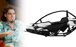 بالمر لوكي يحلق لأول مرة بطائرة Jetson One الكهربائية (فيديو)
