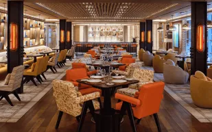 مطعم Louis Vuitton في نيويورك.. فخامة تبدأ من كوب القهوة