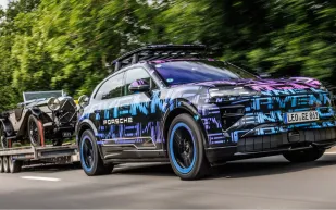 بورشه تكشف عن كايين الكهربائية.. 1000 حصان وتقنيات داخلية مذهلة