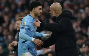 غوارديولا يعلن مدة غياب عمر مرموش وتأثيره على خطط السيتي