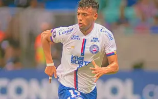 نيوم يقترب من صفقة لاتينية نارية مع لوتشيانو رودريجيز (فيديو)