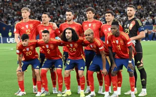 تركيا تواجه إسبانيا في اختبار صعب ضمن تصفيات كأس العالم 2026