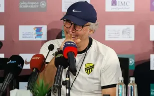 لوران بلان يكشف استعدادات الاتحاد السعودي لمواجهة الفتح (صور) 