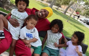 نيك كانون يعترف: هذه تبعات طلاقي من ماريا كاري (فيديو)