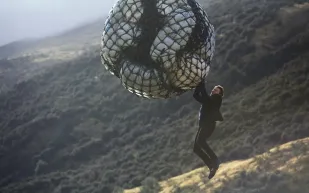 عقد من الإثارة: أبرز أفلام الأكشن التي أسرت الجماهير