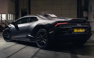 نهاية أسطورة الأداء.. لامبورغيني تطوي صفحة محرك V10