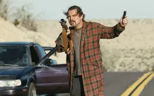 فيلم One Battle After Another يشعل صالات السينما بافتتاحية قوية (فيديو)