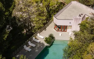 قصر المخرج  ديفيد لينش التاريخي في هوليوود معروض للبيع.. كم سعره؟