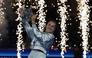 أرينا سبالينكا تكتب التاريخ مجددًا في أمريكا المفتوحة (فيديو)