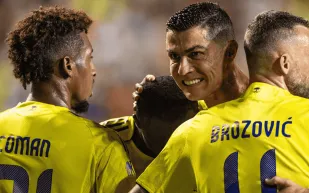 النصر السعودي يوجه رسالة غير مألوفة لنجومه