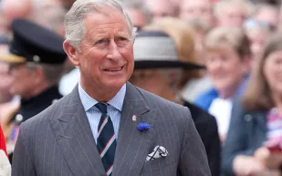 الملك تشارلز يطمئن مرضى السرطان على حالته الصحية
