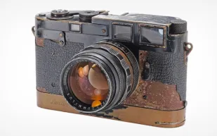 كاميرا لايكا نادرة عمرها 70 عامًا تُعرض في مزاد