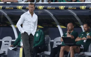 رينارد يستبعد أبو الشامات من تشكيلة المنتخب السعودي أمام التشيك.. فما السبب؟