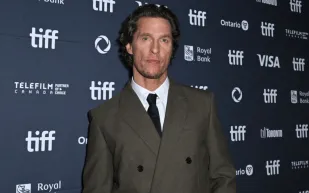 ماثيو ماكونهي يروي نجاته من اختطاف مروّع: "خرجت حيًّا بأعجوبة"