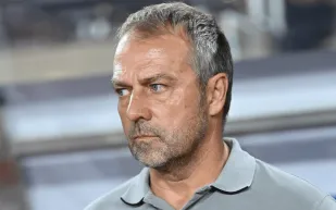 فليك يكشف عن أزمة أولمو ويوجه رسالة قوية لريال مدريد (فيديو)