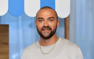 جيسي ويليامز يكشف أسرار تدريباته الصارمة لمسلسل Hotel Costiera