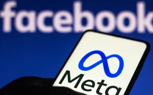 فيسبوك يطرح تحديات وشارات مخصصة لتعزيز تجربة المعجبين