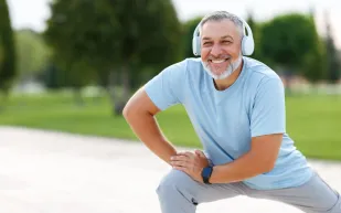 دراسة تكشف كيف تُؤثر الموسيقى على الانتباه والأداء الذهني