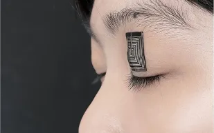 مستشعر تعب العين القابل للارتداء: ثورة في أجهزة المراقبة الطبية