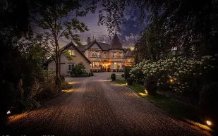 عالم العميل 007 للبيع.. منزل جيمس بوند الفاخر بـ3.7 مليون دولار 