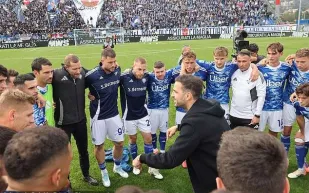 كومو يفاجئ يوفنتوس بثنائية نظيفة.. وفابريغاس يواصل التألق كمدرب واعد