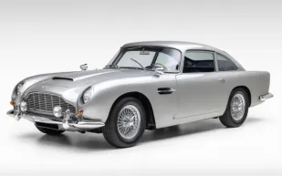 سيارة جيمس بوند أستون مارتن DB5 Vantage 1965 في مزاد بسعر قياسي (فيديو)