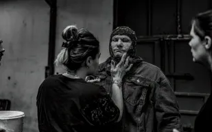 47 لهبًا تلتهم جسده.. مغامرة جوناثان فيرو الخطيرة تهز عالم الأرقام القياسية (فيديو)