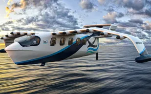 نقلة نوعية في النقل الساحلي.. أول طائرة بحرية كهربائية تقترب من الإقلاع