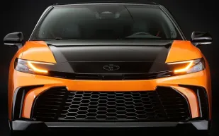 تويوتا تكشف عن Camry GT-S Concept بتصميم هجومي قبل معرض SEMA 2025