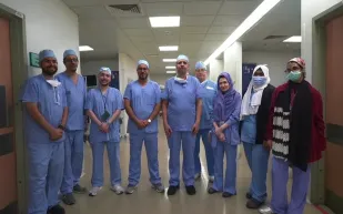 مدينة الملك عبدالله الطبية تزرع أصغر سماعة عظمية في الشرق الأوسط