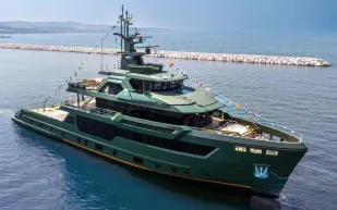 هل رأيت طحالب تنمو داخل يخت؟ ناسِبا يطرح تجربة غير مسبوقة (فيديو)