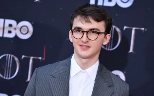 من التمثيل إلى علم الأعصاب.. كيف غيّر "صراع العروش" مسار حياة بطله؟