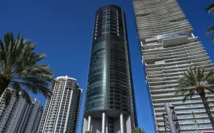 بأكثر من 5 مليون دولار.. شقة لميسي داخل برج بورش في ميامي