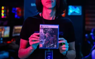 توسعة Assassin's Creed Mirage الجديدة تنقل اللاعبين إلى العُلا التاريخية (فيديو)