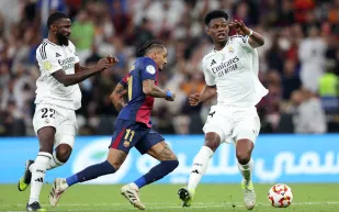 قبل كلاسيكو الليلة.. ماذا حدث في مواجهة ريال مدريد وبرشلونة السابقة؟