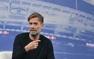  يورغن كلوب يتحدث عن تأثير والده عليه :"كان فخورًا بي جدًا، لكن لم يقلها أبدًا"