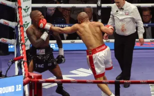 صراع الأجيال يتجدد: نزال يوبانك جونيور وكونور بين يشتعل من جديد