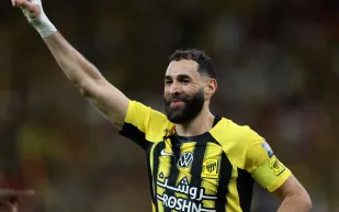 ما سبب غياب كريم بنزيما عن مباراة الاتحاد والشرطة العراقي؟