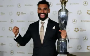 "فيفا" يشيد بمحمد صلاح: أسطورة تمنح مصر الأمل في المونديال