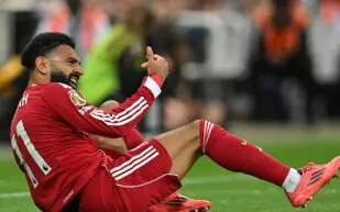 بعد تراجع أرقامه.. هل ينتقل صلاح إلى دوري روشن السعودي أم سيبقى في ليفربول؟ (فيديو)