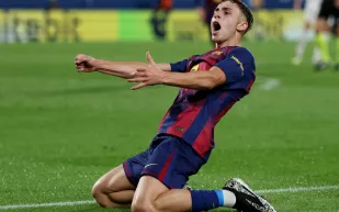 من أكاديمية "لا ماسيا" إلى الفريق الأول.. كيف حقق فيرمين لوبيز حلمه مع برشلونة؟