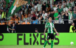 أنطوني يكشف أصعب لحظات مسيرته مع مانشستر يونايتد (فيديو)