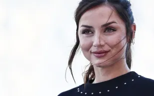 بعد أقل من عام.. توم كروز وآنا دي أرماس يضعان نهاية هادئة لعلاقتهما