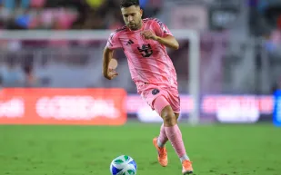 جوردي ألبا يعلن اعتزاله بكلمات مؤثرة: "لقد منحتني كرة القدم كل شيء" (فيديو)