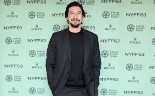 رغم اكتمال الفيلم.. ديزني ترفض عودة شخصية كايلو رين إلى حرب النجوم