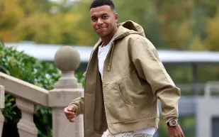 "رونالدو الرقم 1 في مدريد".. مبابي يكشف تفاصيل علاقته بالنجم البرتغالي