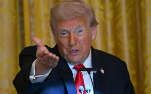 دونالد ترامب يهدد بإجراء تغيير مثير للجدل في كأس العالم 2026