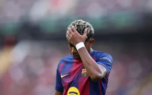 لامين يامال يختار منزل بيكيه وشاكيرا للاستقرار النفسي