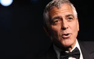 جورج كلوني يقود حملة تبرعات بقيمة 12 مليون دولار لدعم متحف الأكاديمية السنوي الخامس (صور)