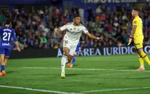  كيليان مبابي يكشف: "الباييلا" سر راحتي في مدريد (فيديو)